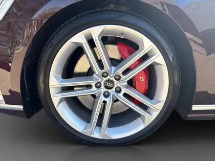 Annonce voiture d'occasion Audi S8 - CARADIZE