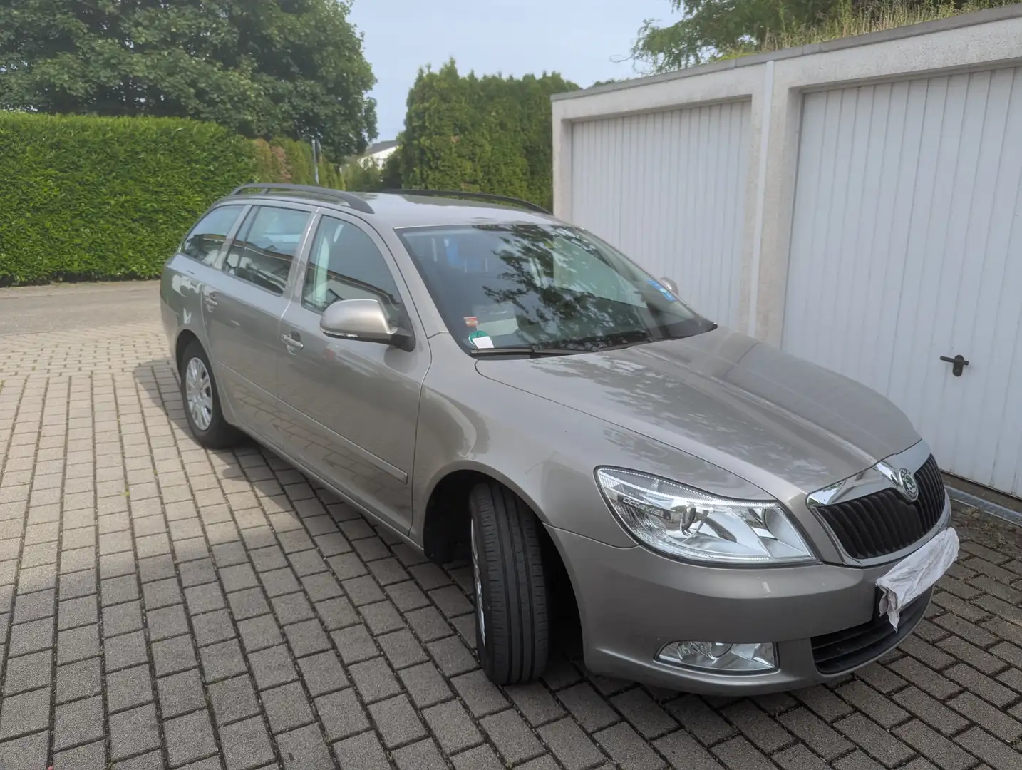 Skoda Octavia Octavia II Combi Combi 1.6 Ambiente Beige - 1