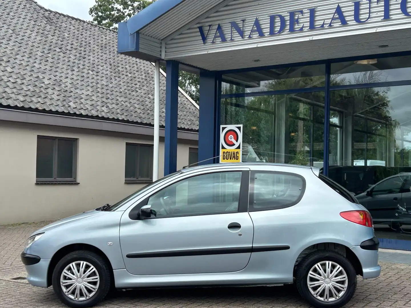 Peugeot 206 1.4 One-line Airco Elek.Pakket Bluetooth NAP NL-Au Gris - 2