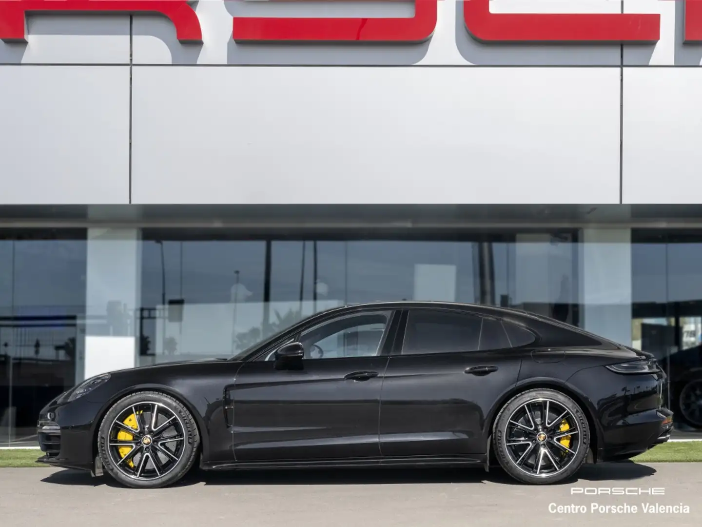 Porsche Panamera Turbo S E-Hybrid Aut. Negro - 2