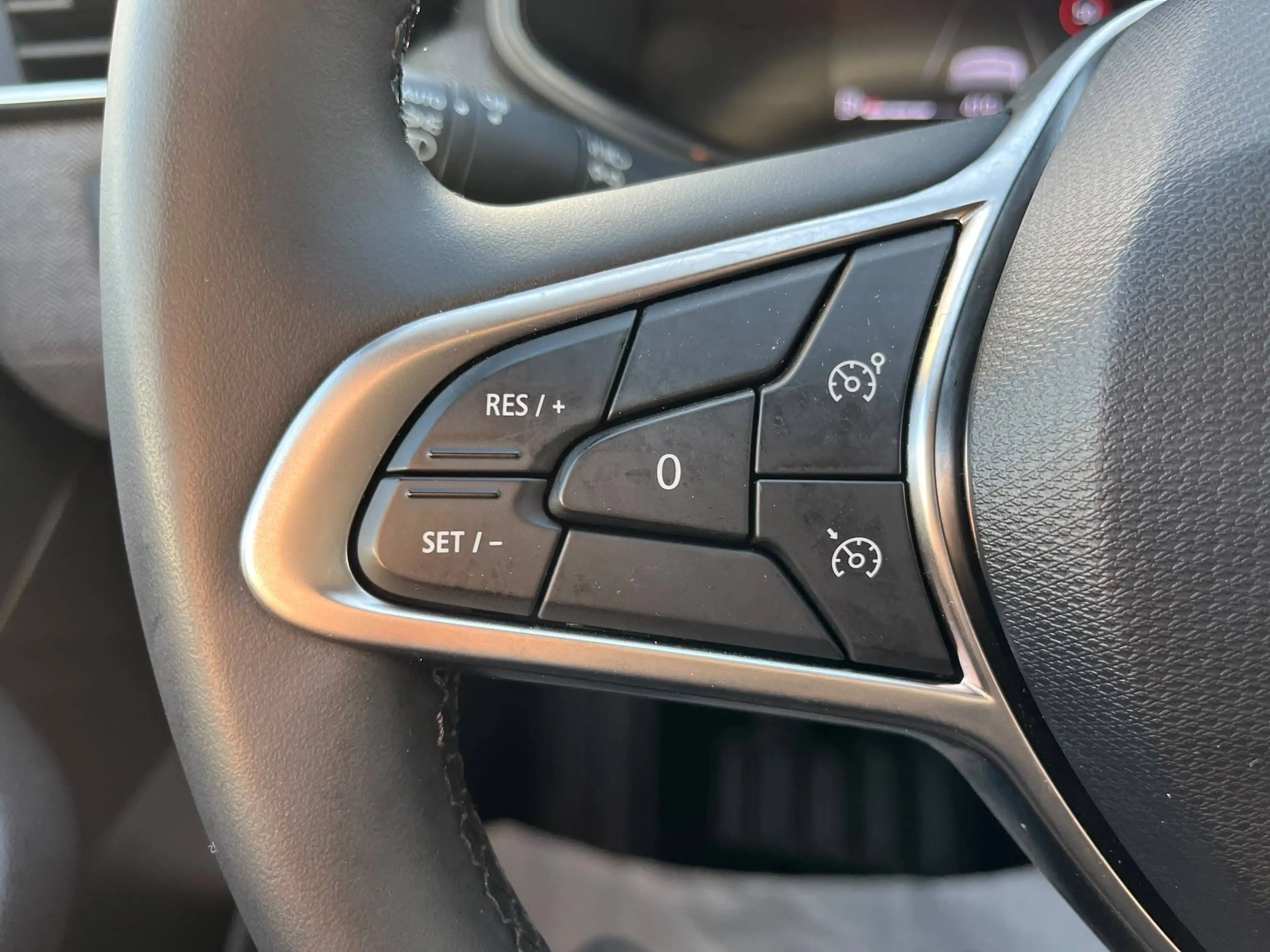 Renault Clio Clio 1.0 TCe Techno — photo 11
