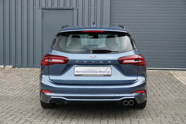 Ford Focus view 7