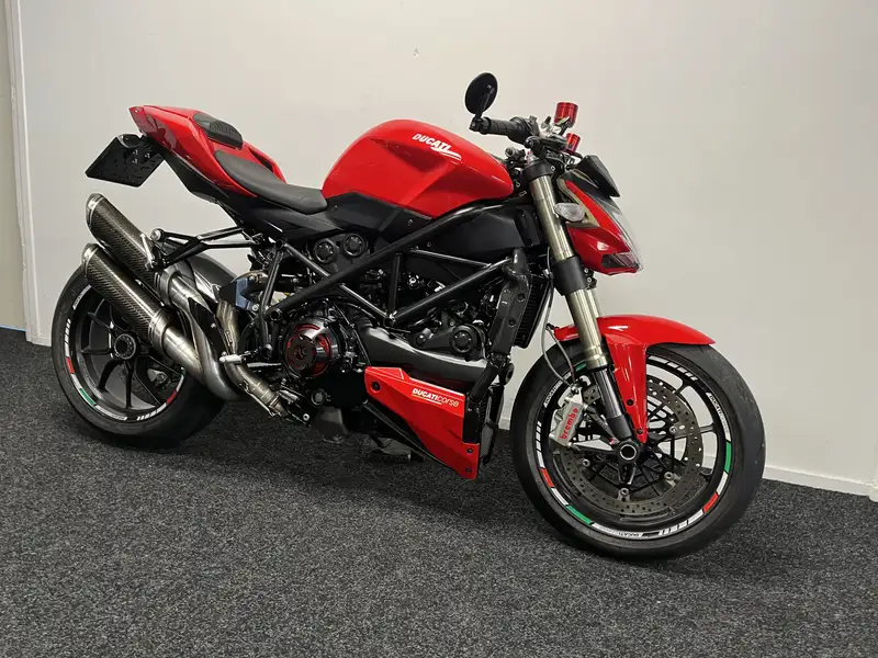 Ducati Streetfighter - foto 4