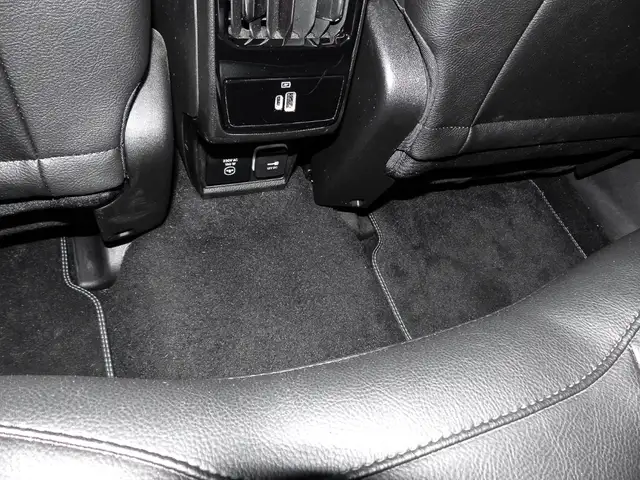 Jeep Compass view 14