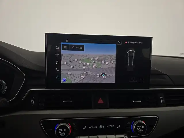 Audi A4 Avant view 14