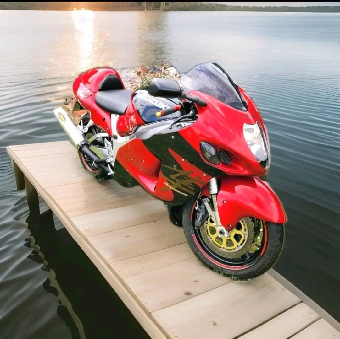 Suzuki Hayabusa GSXR 1300 Rojo - 1