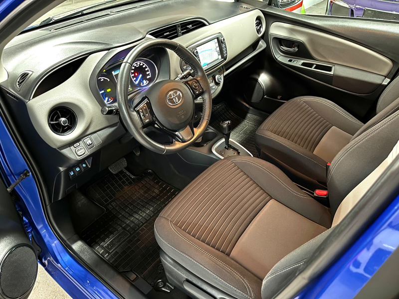 Toyota Yaris 1,5-l-VVT-i Hybrid CVT Automatik|Kamera — photo 12