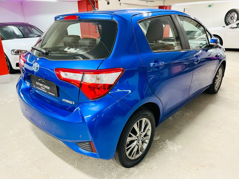 Toyota Yaris 1,5-l-VVT-i Hybrid CVT Automatik|Kamera — photo 2