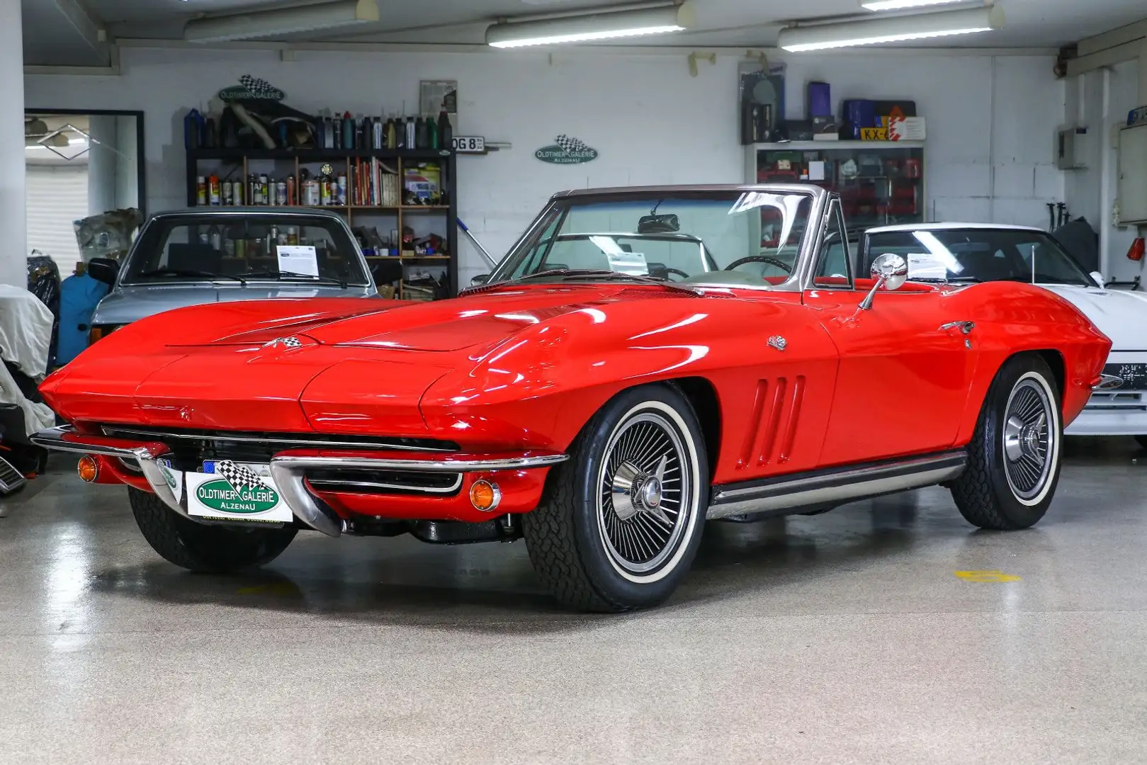 Corvette C2 Sting Ray Roadster Rot - 1