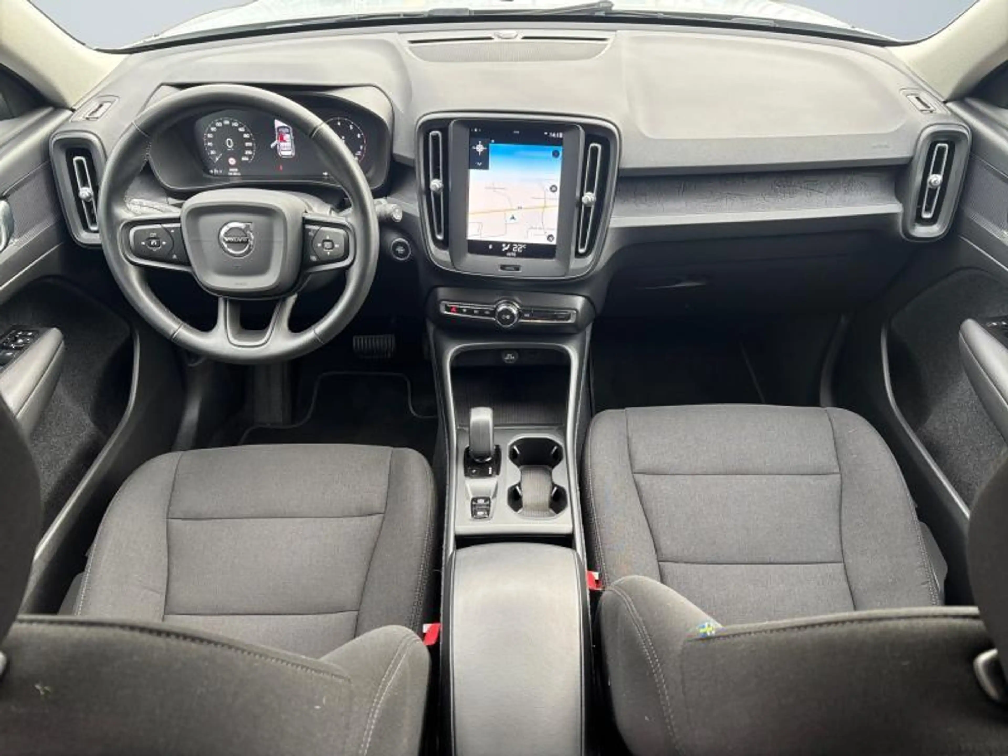 Volvo XC40 Momentum | T2 Geartronic 1.5e 129 cv | Boîte auto — photo 11