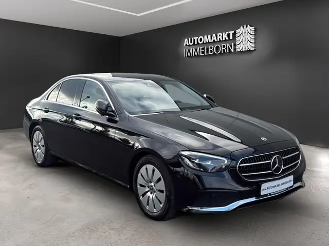 Mercedes-Benz E 200 d Automatik VollLeder*Kamera*Distro*LED*Na