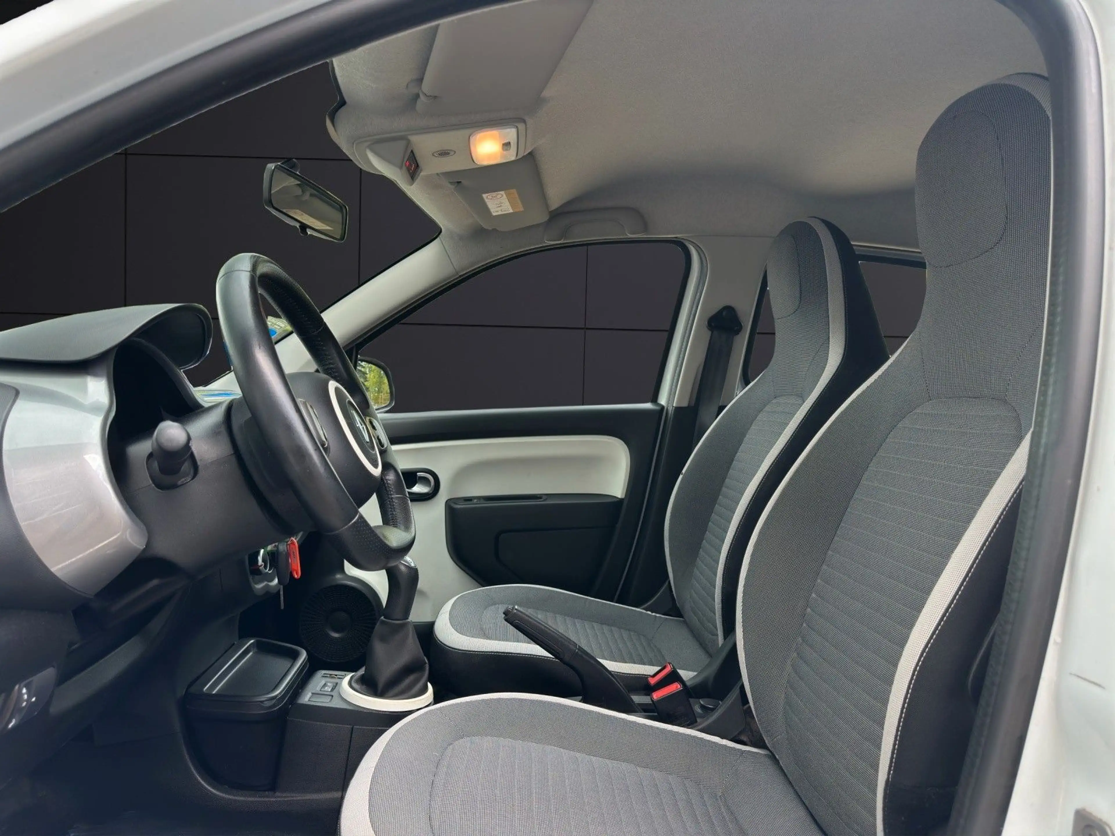 Renault Twingo Limited LÜCKENLOS SCHECKHEFT — photo 8