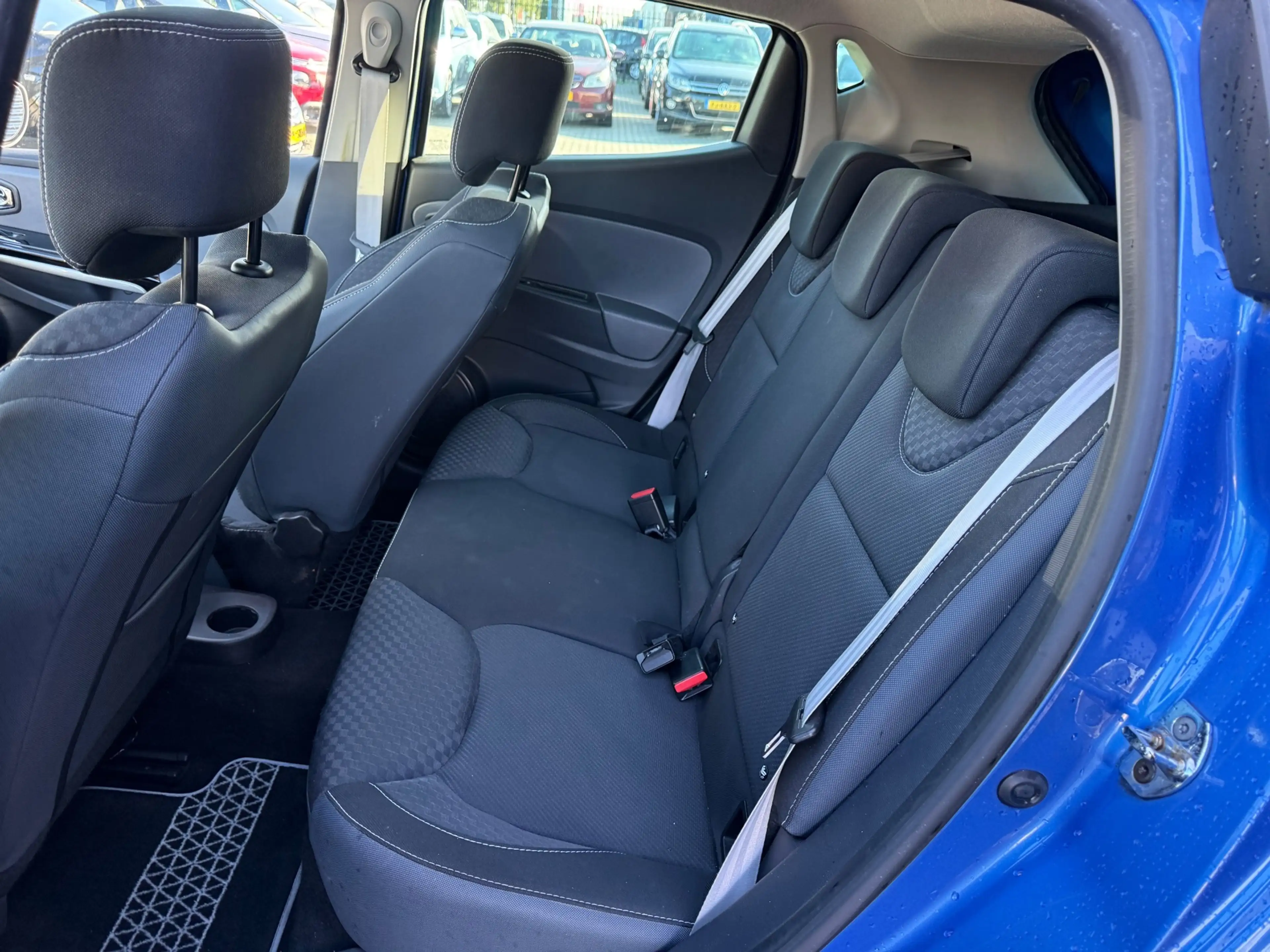 Renault Clio 1.2 GT — photo 12