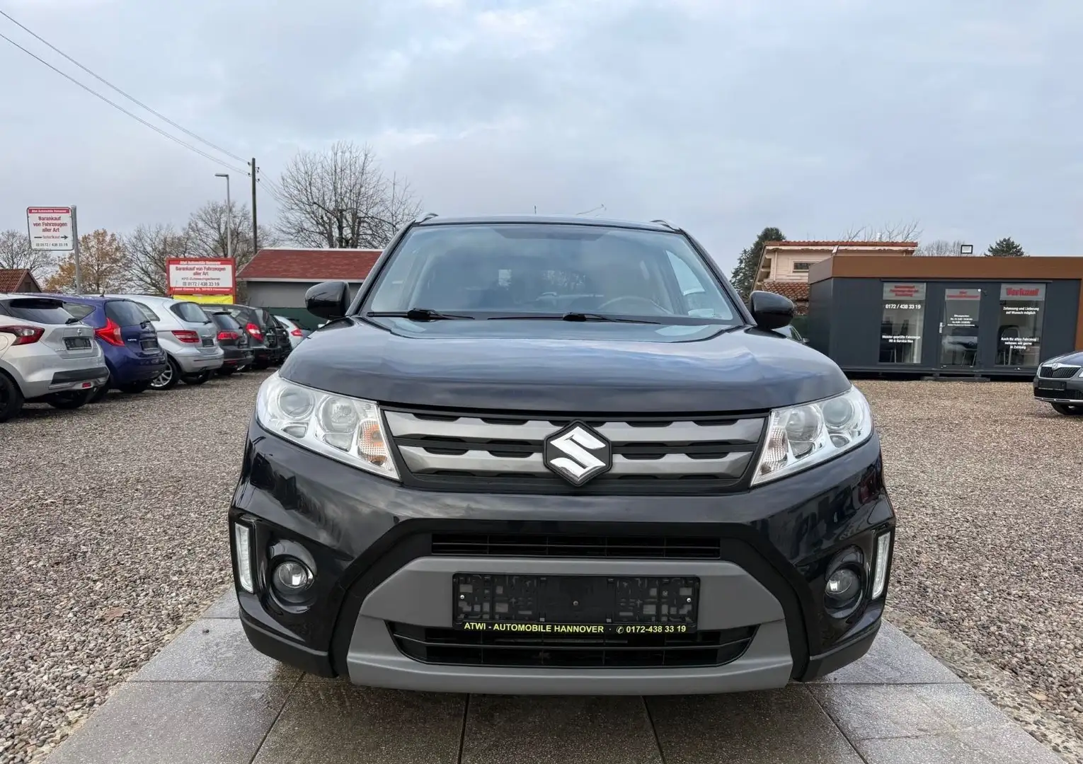 Suzuki Vitara 1.6 Comfort 4x2 Sportsitze Sport Lenkrad Schwarz - 2