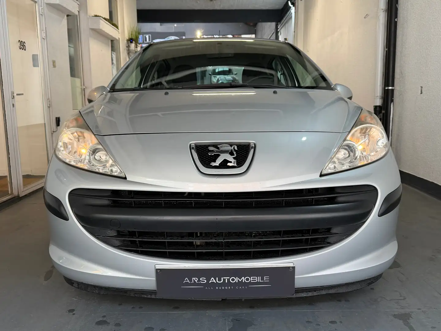 Peugeot 207 1.4i - Airco - Comme Neuve - Garantie 12m Gris - 2