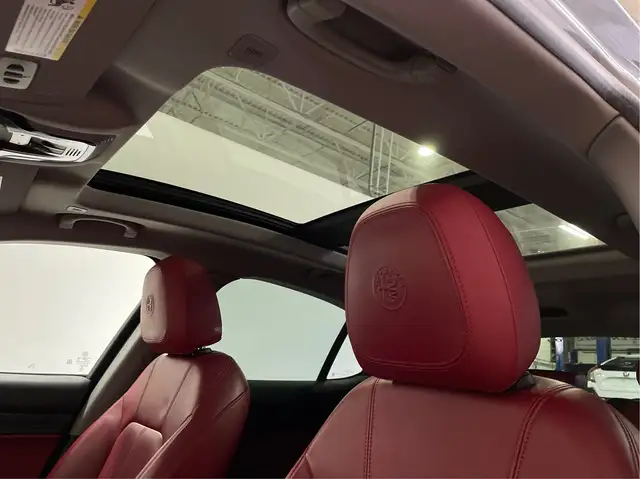 Alfa Romeo Stelvio 2018 — photo 6