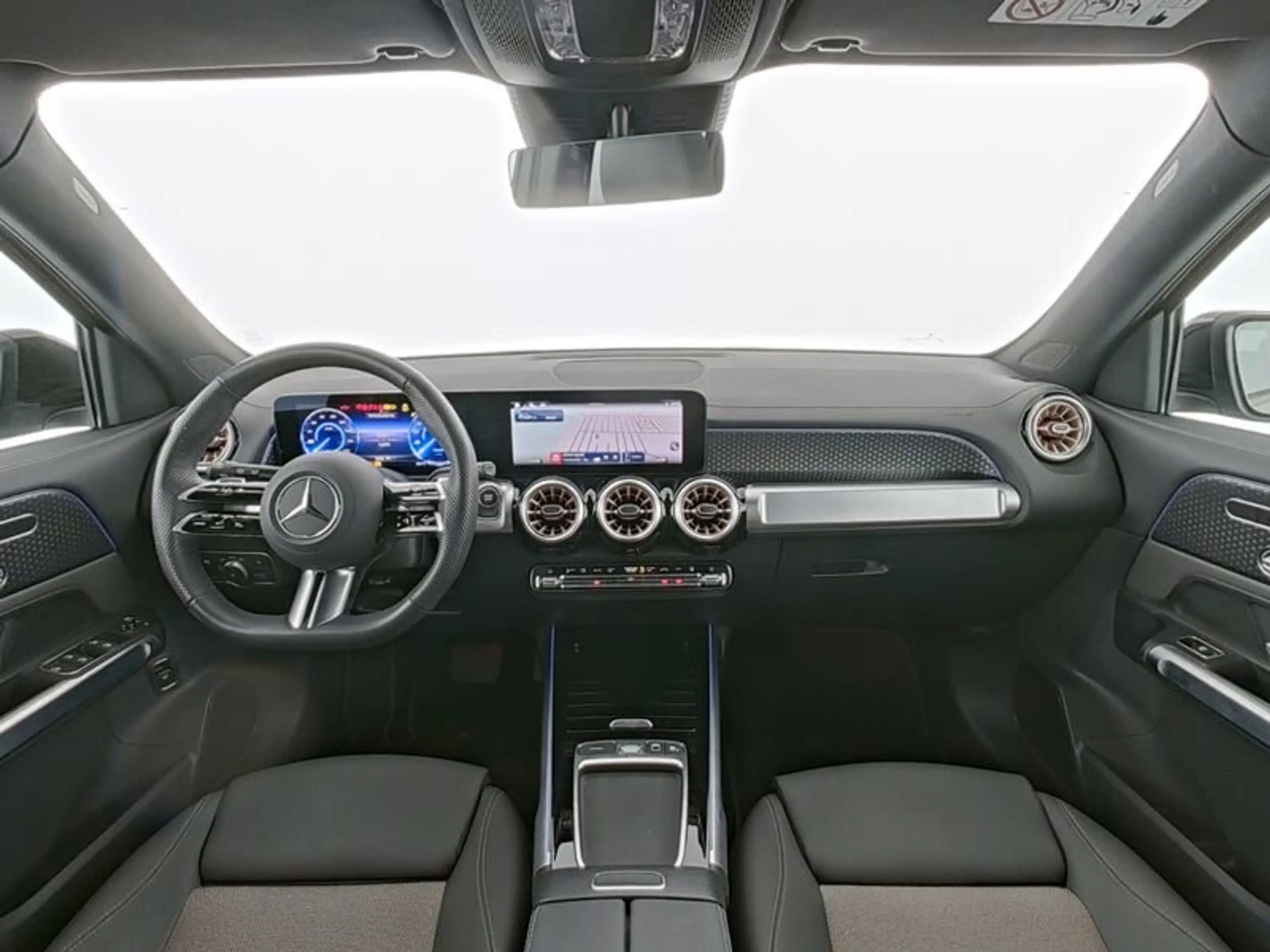 Mercedes-Benz EQB 250 EQB 250+ Electric Art 360 ° Memory Night Paket — photo 7