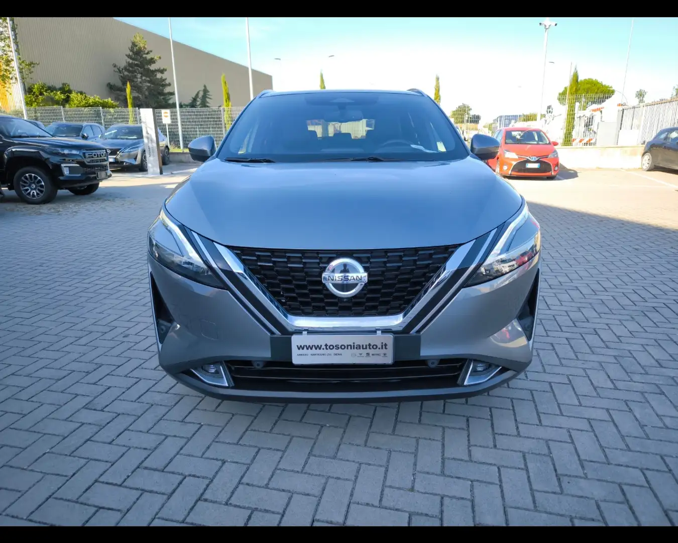Nissan Qashqai 1.3 mhev Tekna+ 2wd 158cv xtronic Gris - 2