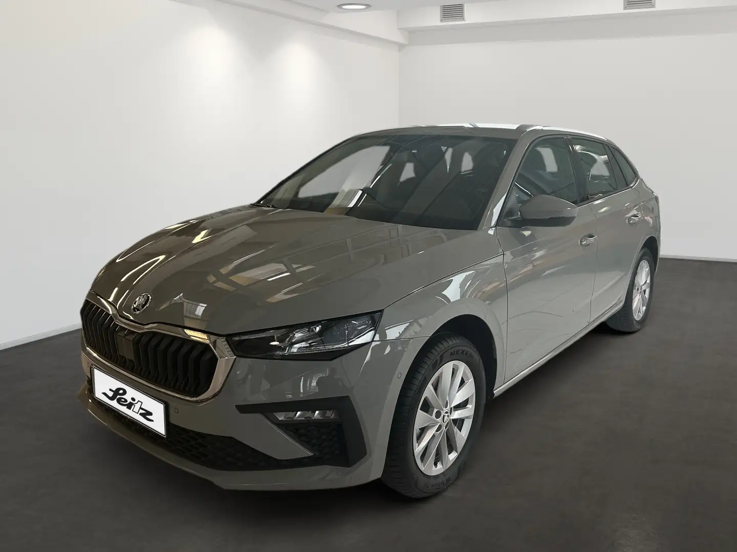 Skoda Scala 1.0 TSI Selection *NAVI*KAMERA*MATRIX* Grau - 2