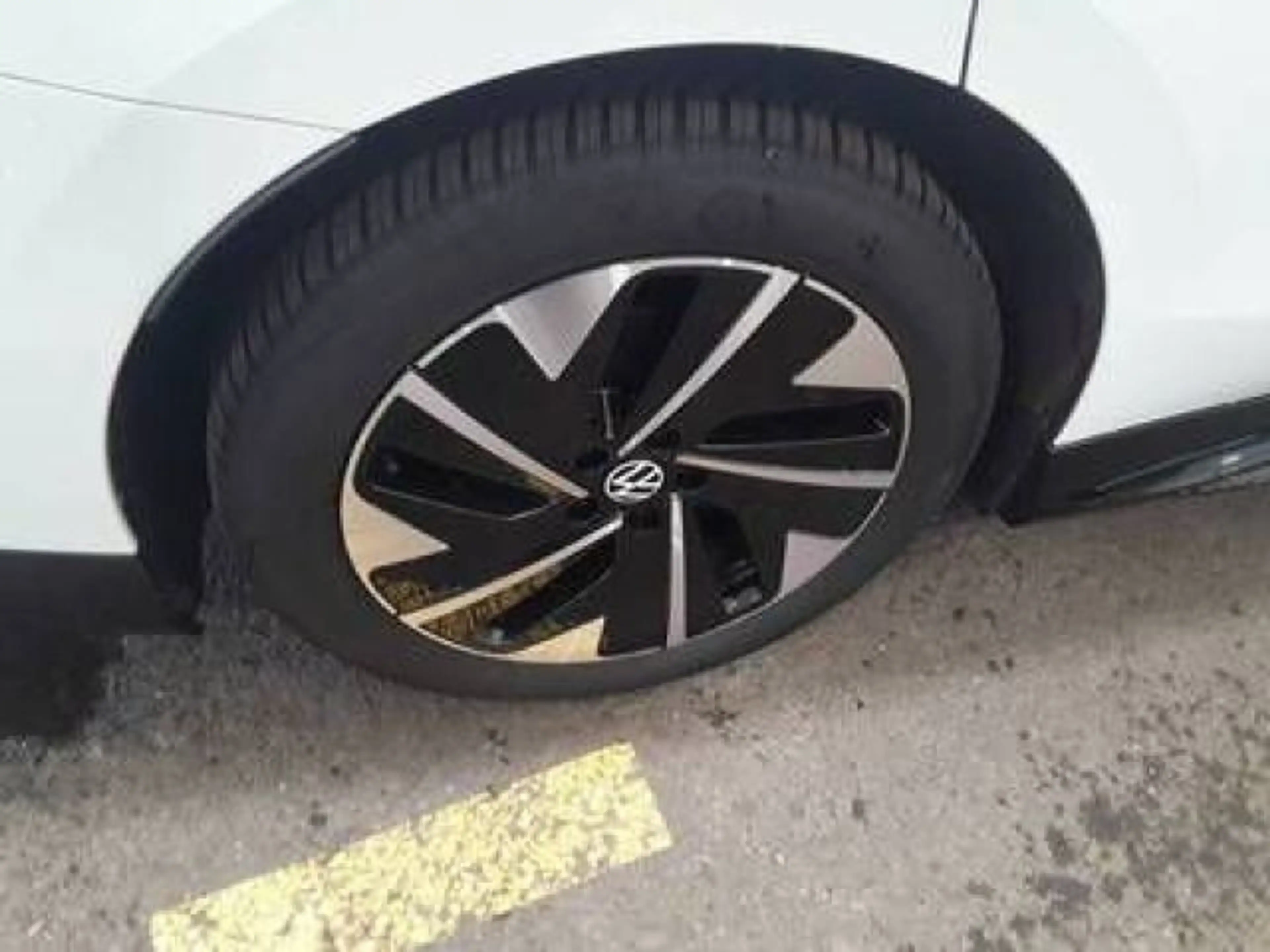 Volkswagen ID.7 Pro Navi AHK LED-Matrix Kamera HuD W — photo 4