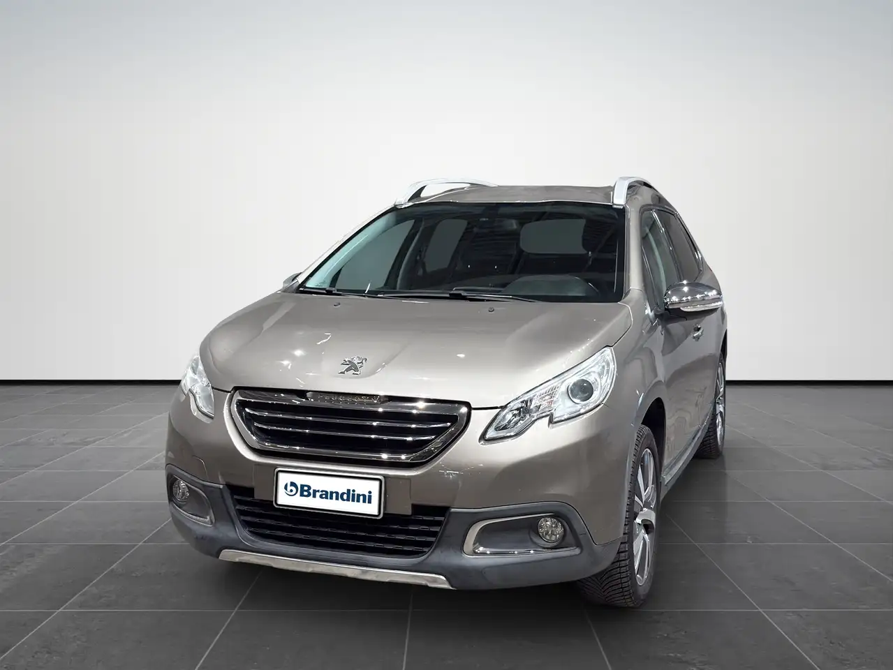 Peugeot 2008 1.6 BlueHDi Allure — photo 1 of 15