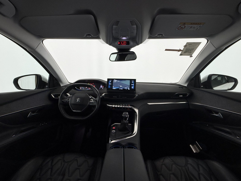 Peugeot 5008 1.5 BlueHDi 130 Allure LED 7-SITZER LEDER — photo 13