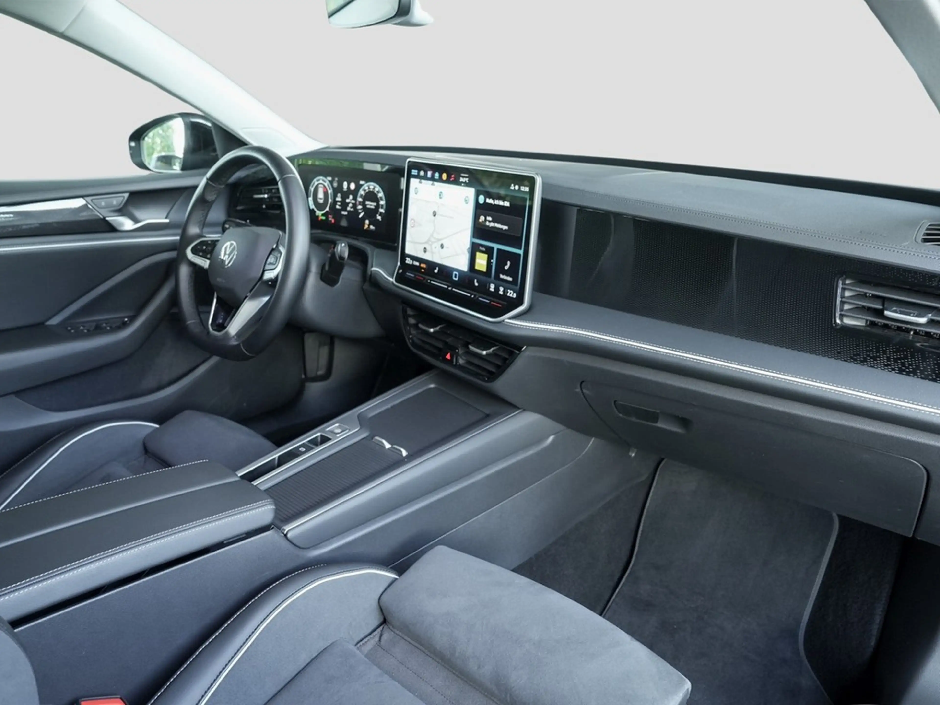 Volkswagen Passat Variant 1,5 eTSI DSG Business,AHK,LED,ACC 360° Kamera,S... — photo 8