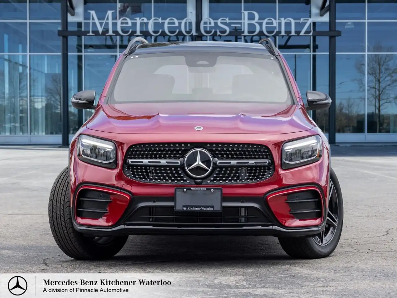Mercedes-Benz GLB снимка Mercedes-Benz GLB