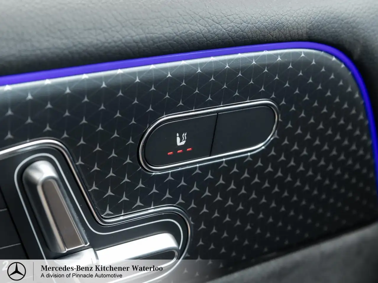 Mercedes-Benz GLB снимка Mercedes-Benz GLB