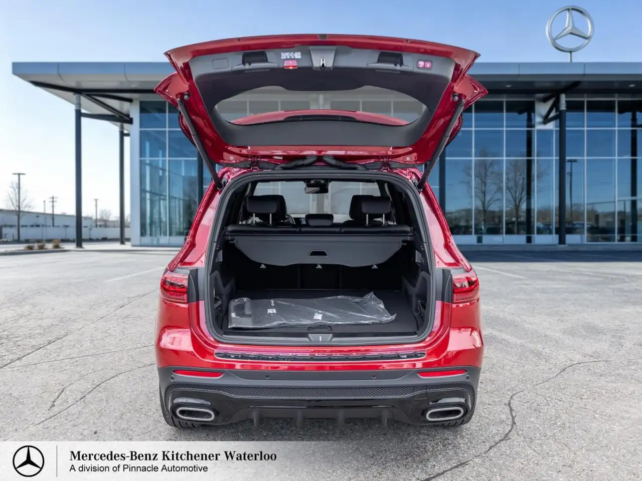 Mercedes-Benz GLB снимка Mercedes-Benz GLB