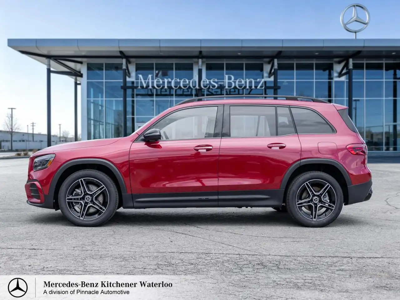 Mercedes-Benz GLB снимка Mercedes-Benz GLB