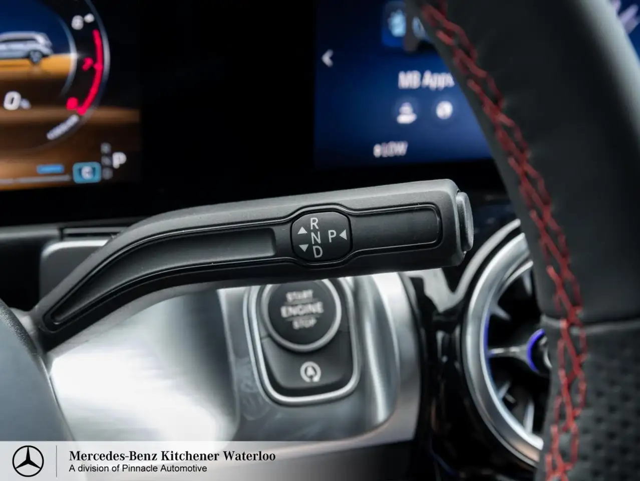 Mercedes-Benz GLB снимка Mercedes-Benz GLB