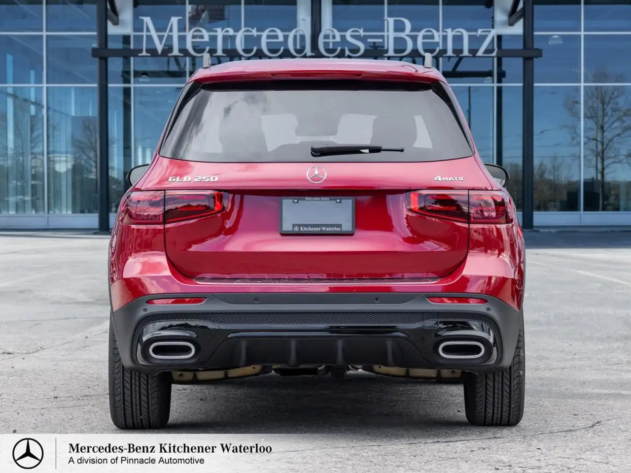 Mercedes-Benz GLB снимка Mercedes-Benz GLB