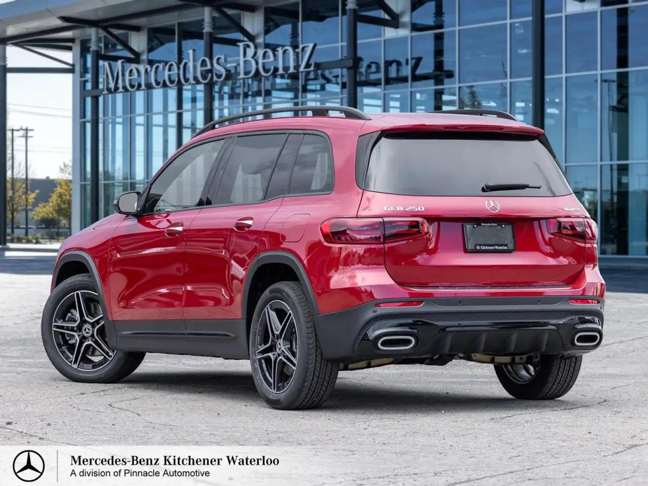 Mercedes-Benz GLB снимка Mercedes-Benz GLB