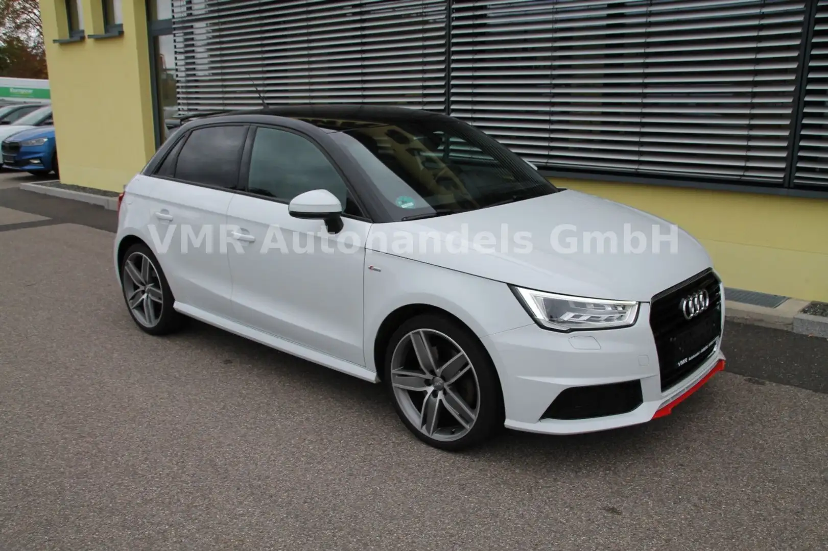 Audi A1 Sportback S-Line *NAVI*AHK* Blanc - 2