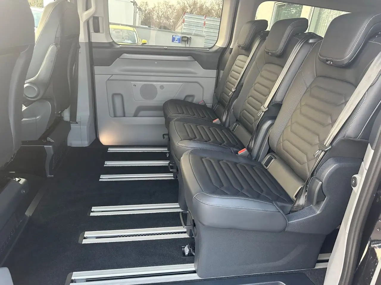 Ford Tourneo Custom 2026 — фото 11