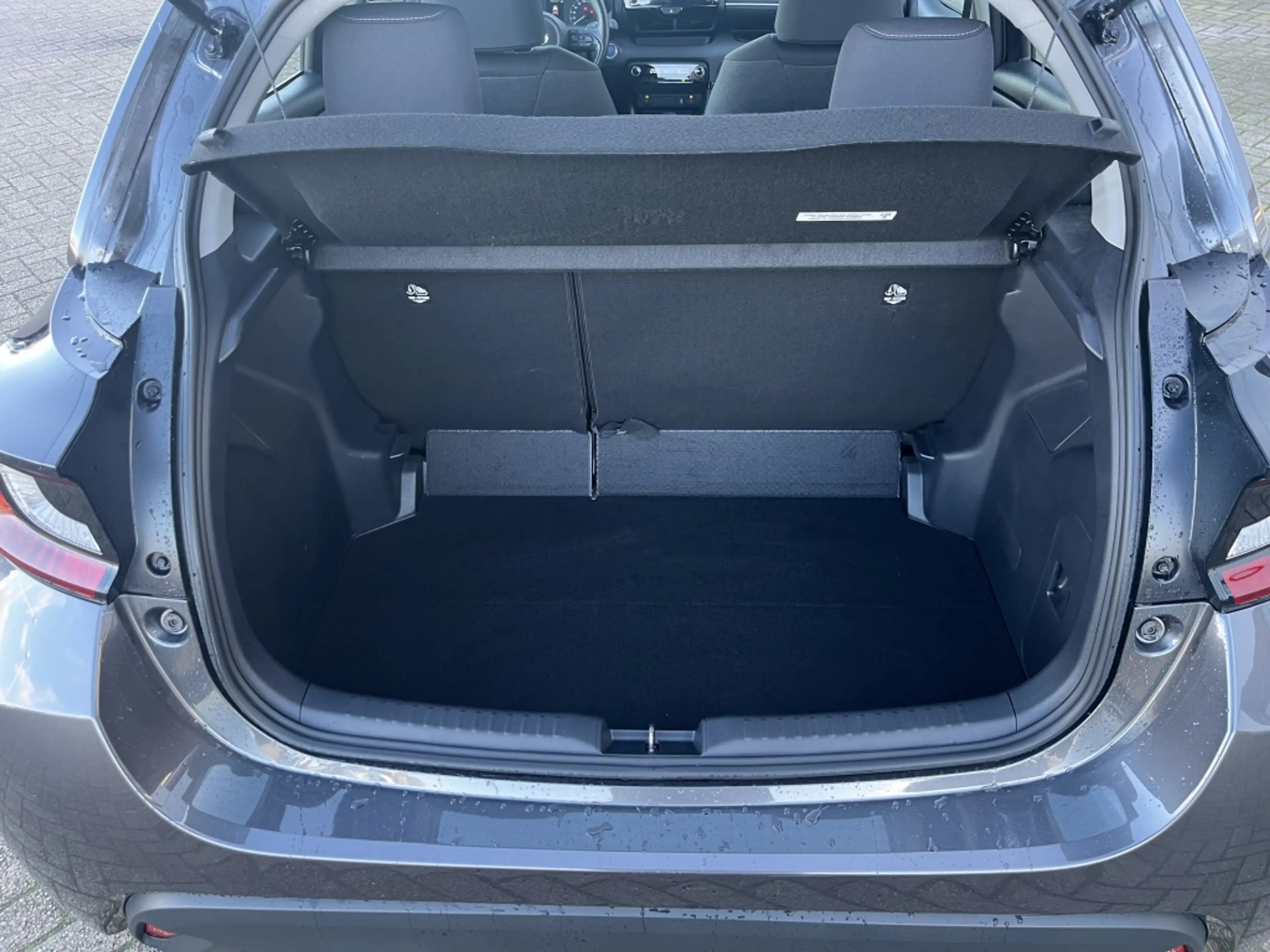 Mazda 2 Hybrid 1.5 Agile, camera, cruise, apple/andr.carpl — photo 4
