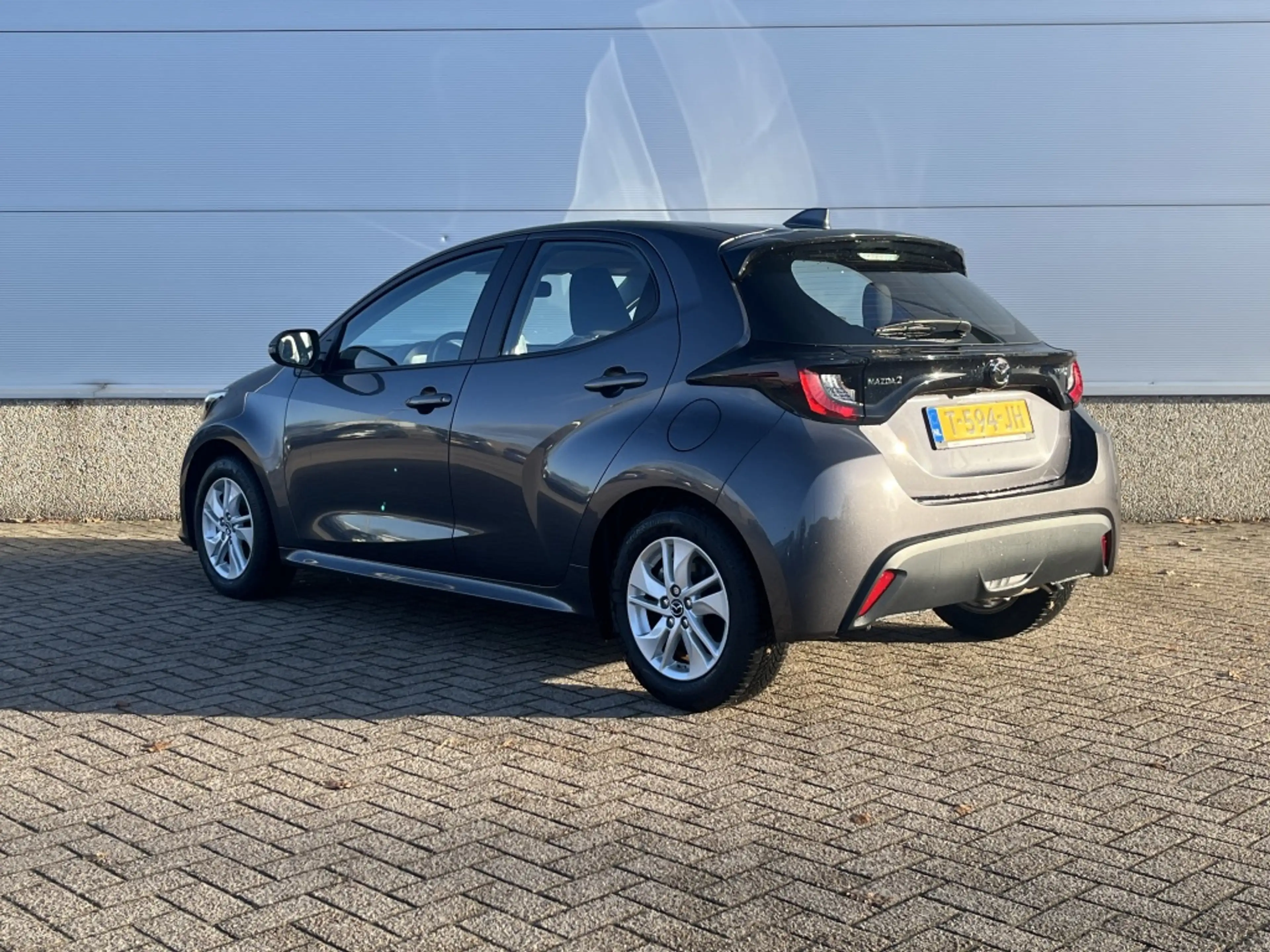 Mazda 2 Hybrid 1.5 Agile, camera, cruise, apple/andr.carpl — photo 3