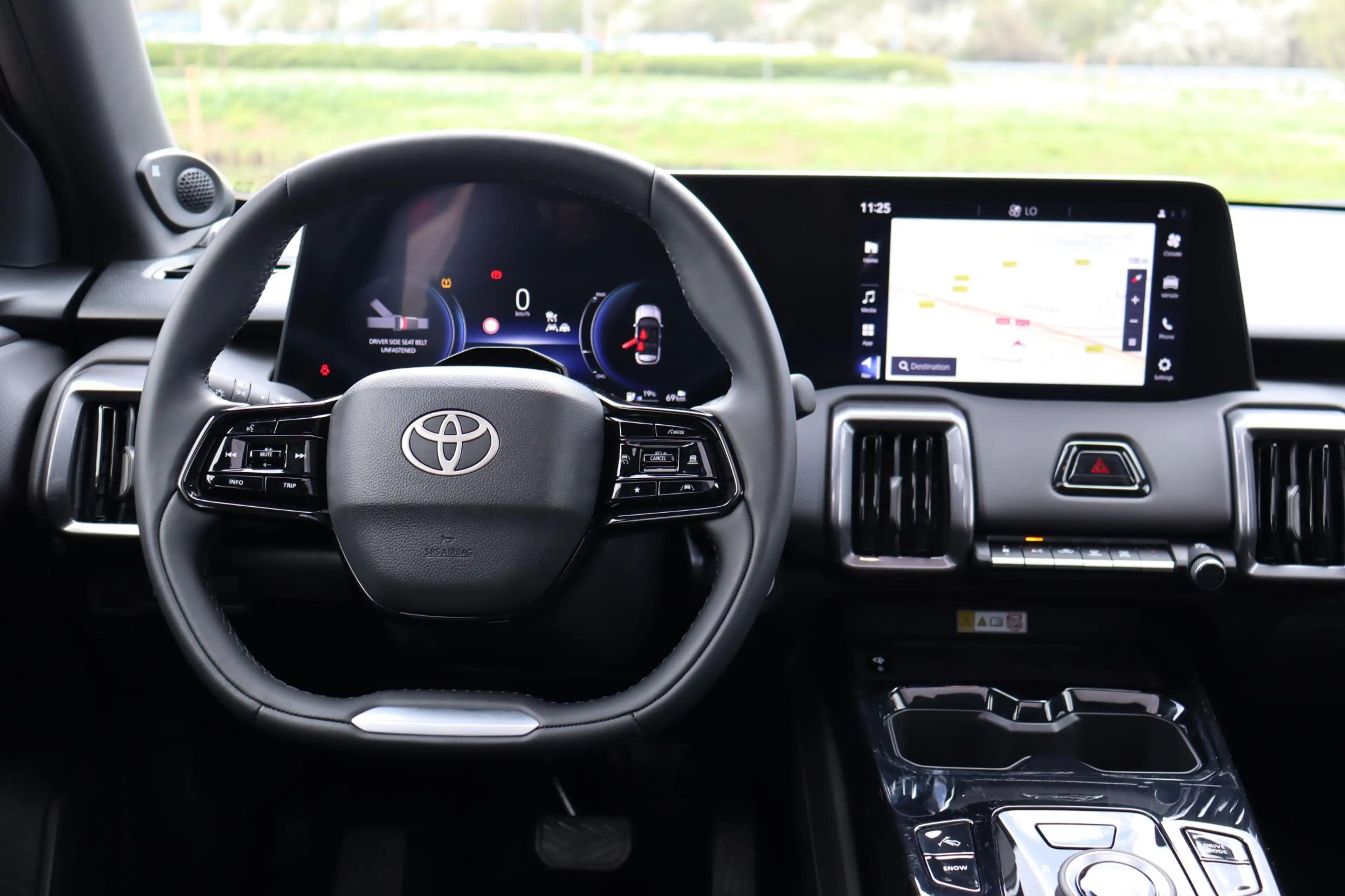 Toyota Urban Cruiser Executive 61 kWh, JBL, 360 Camera, Adaptieve cruis — photo 14