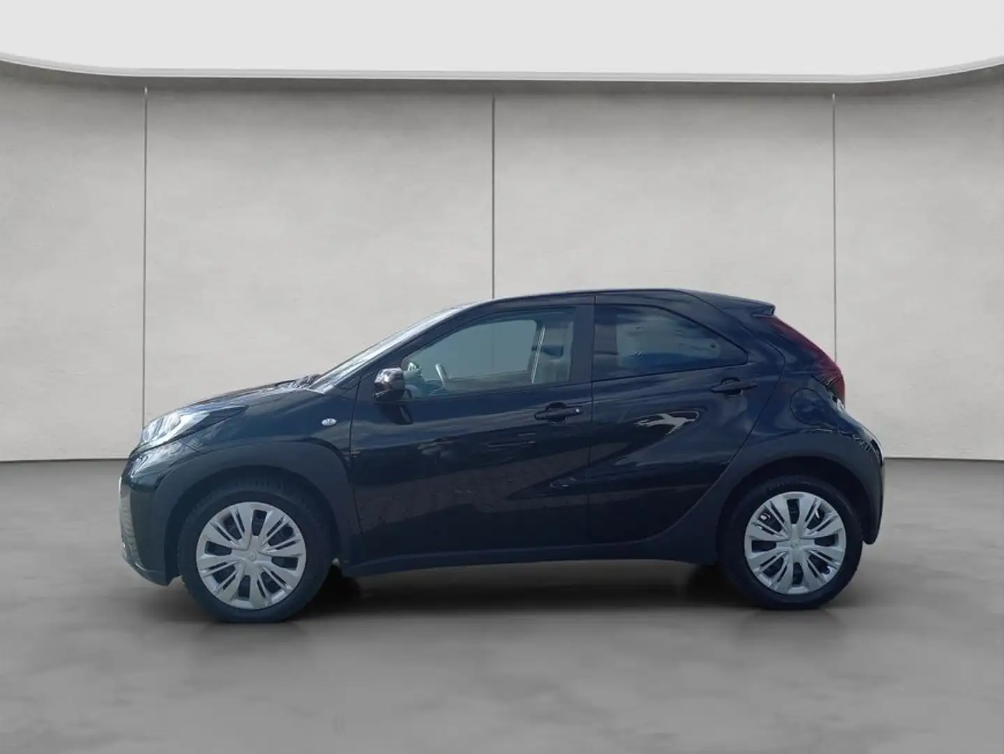 Toyota Aygo X X Play S-CVT Fekete - 2