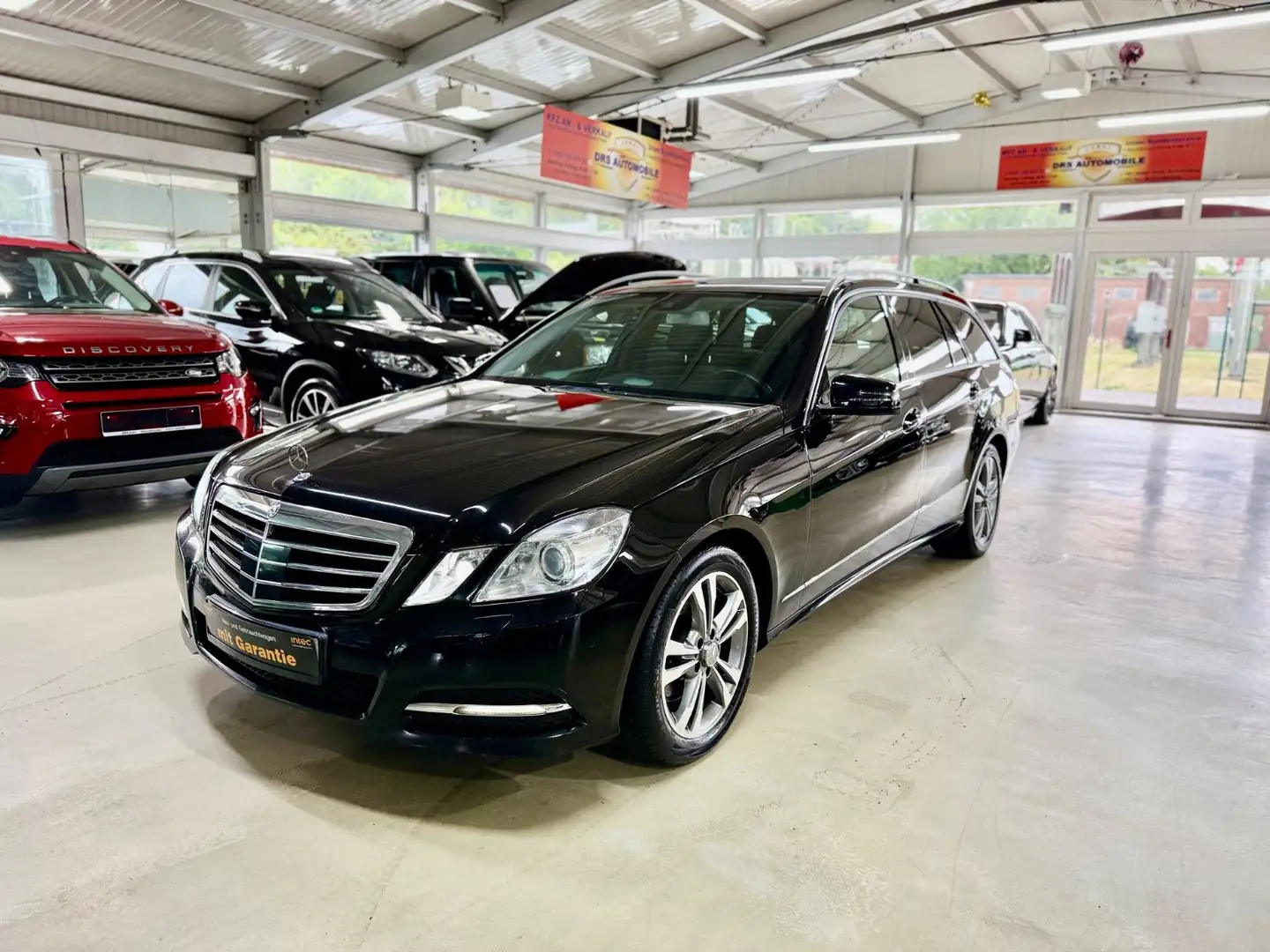 Mercedes-Benz E 250 CDI 4Matic Avantgarde Schwarz - 1