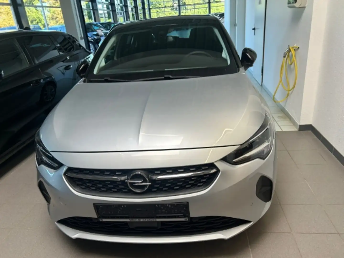 Opel Corsa Opel Corsa, Elegance, 1.2, MT5, S/S, Park&Go Plus, Silber - 2