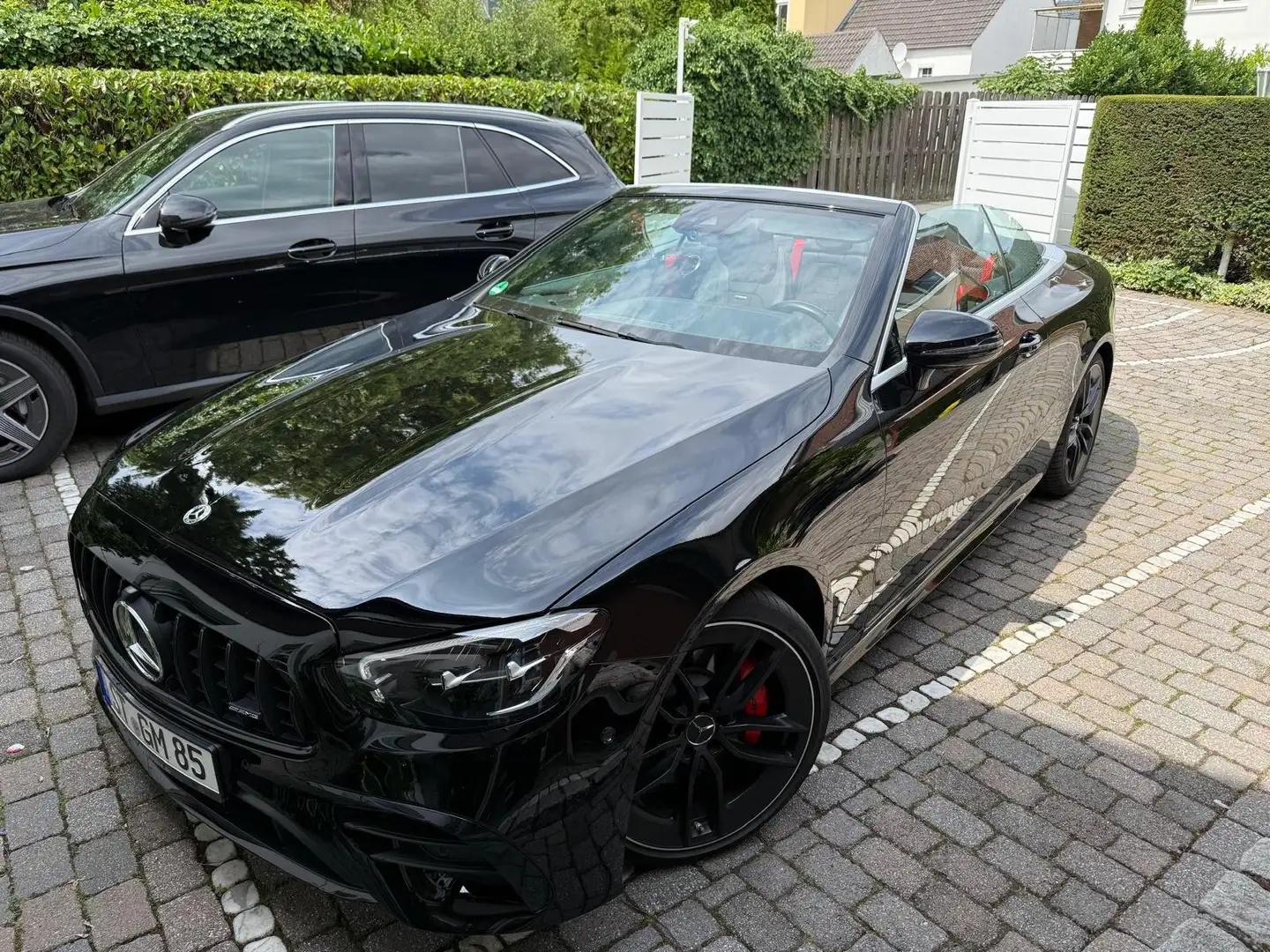 Mercedes-Benz E 53 AMG AMG E 53 4Matic+ Cabrio AMG Speedshift TCT-9G Černá - 1
