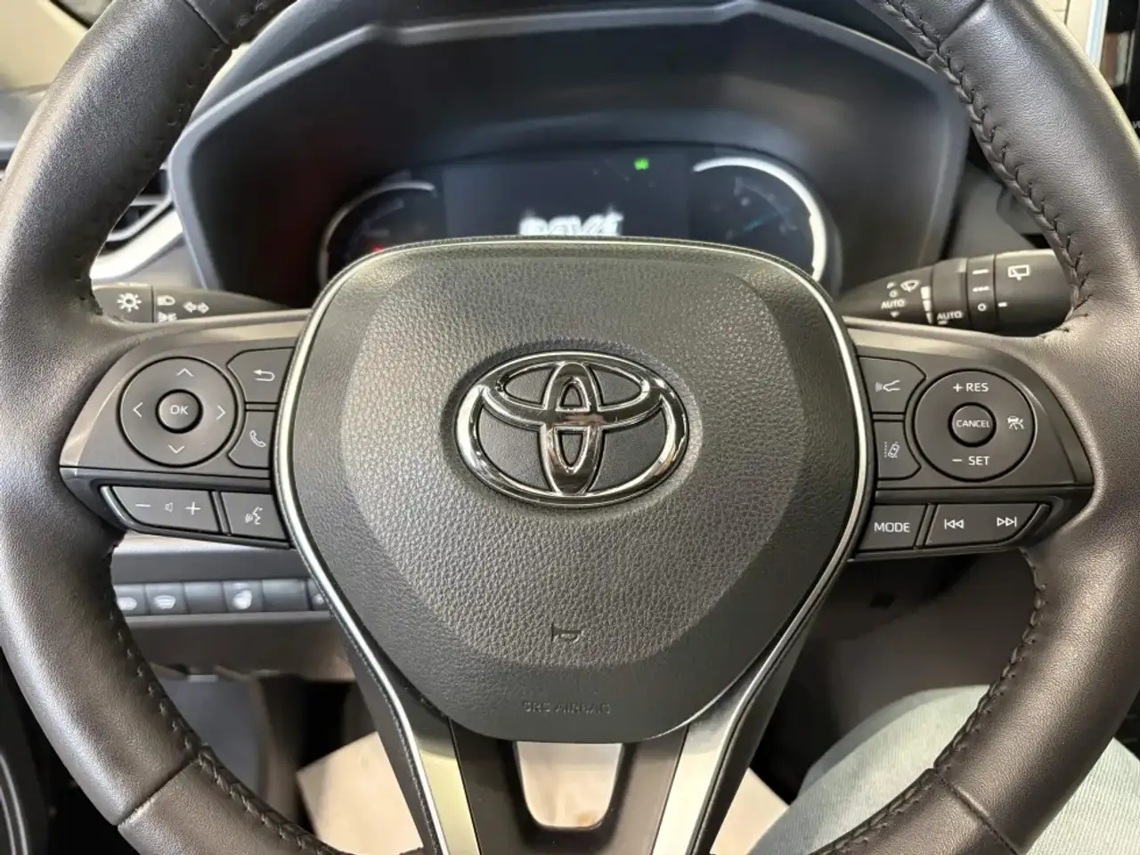 Toyota RAV 4 снимка Toyota RAV 4