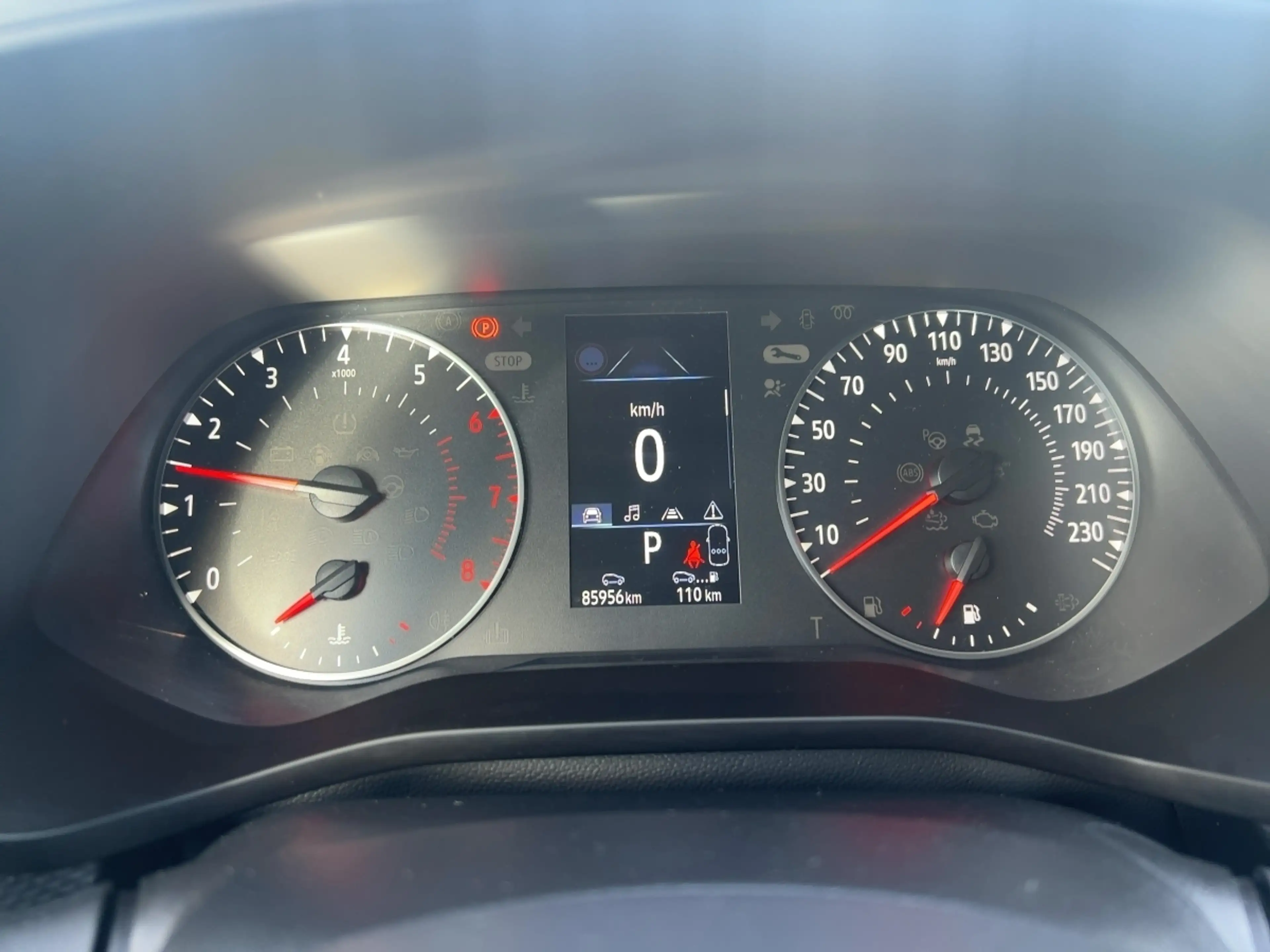 Renault Arkana EQUILIBRE TCe 140 EDC RÜCKFAHRKAMERA — photo 13
