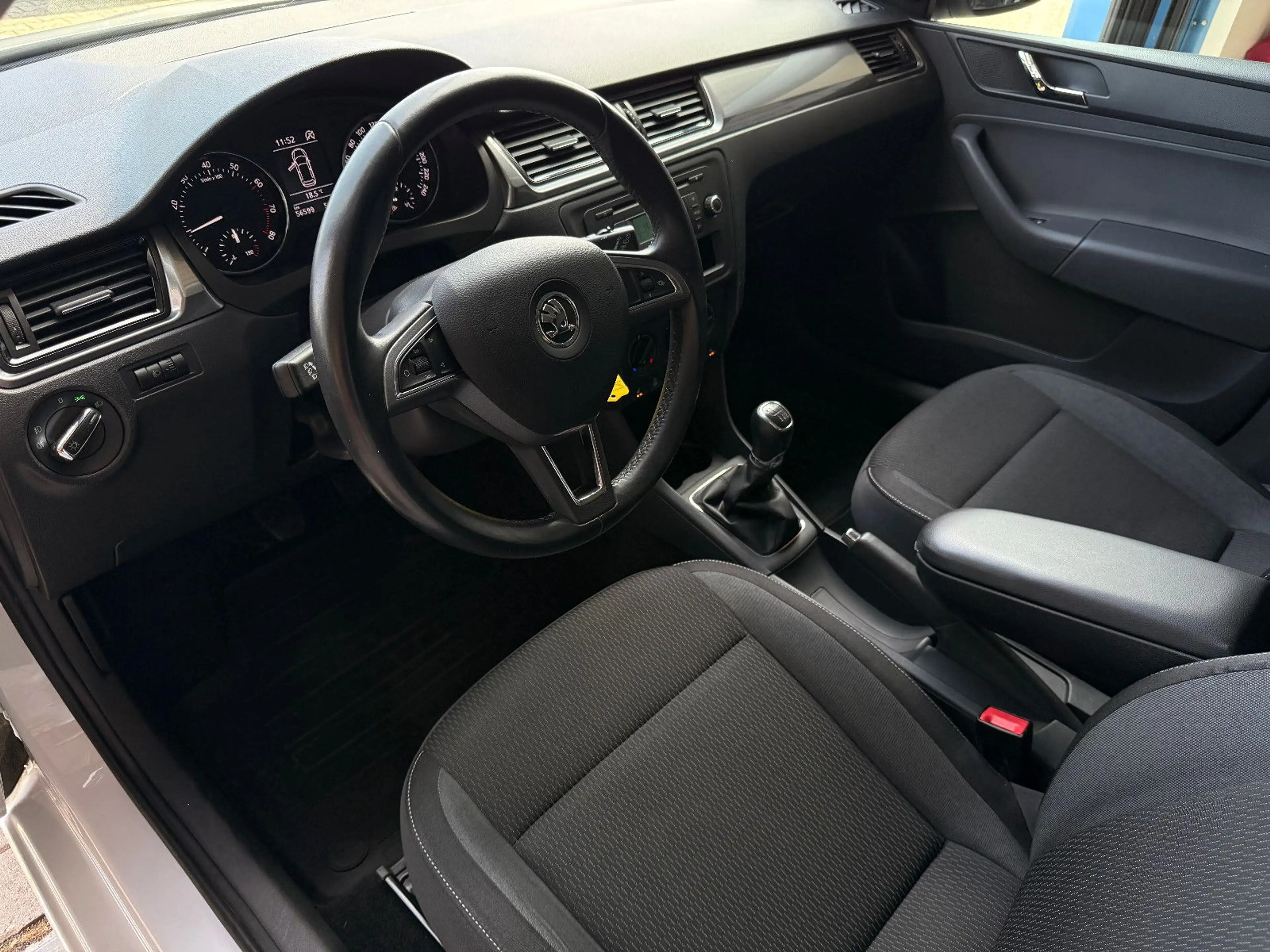 Skoda Rapid/Spaceback Spaceback Ambition/Klima/Sitzhu./PDC/ — photo 8