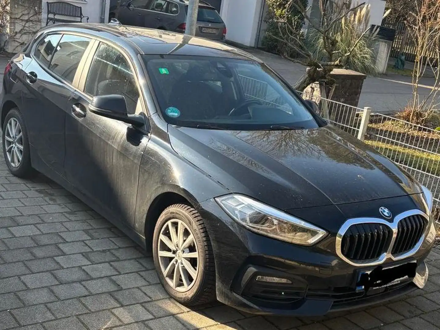 BMW 118 Sport line Schwarz - 1