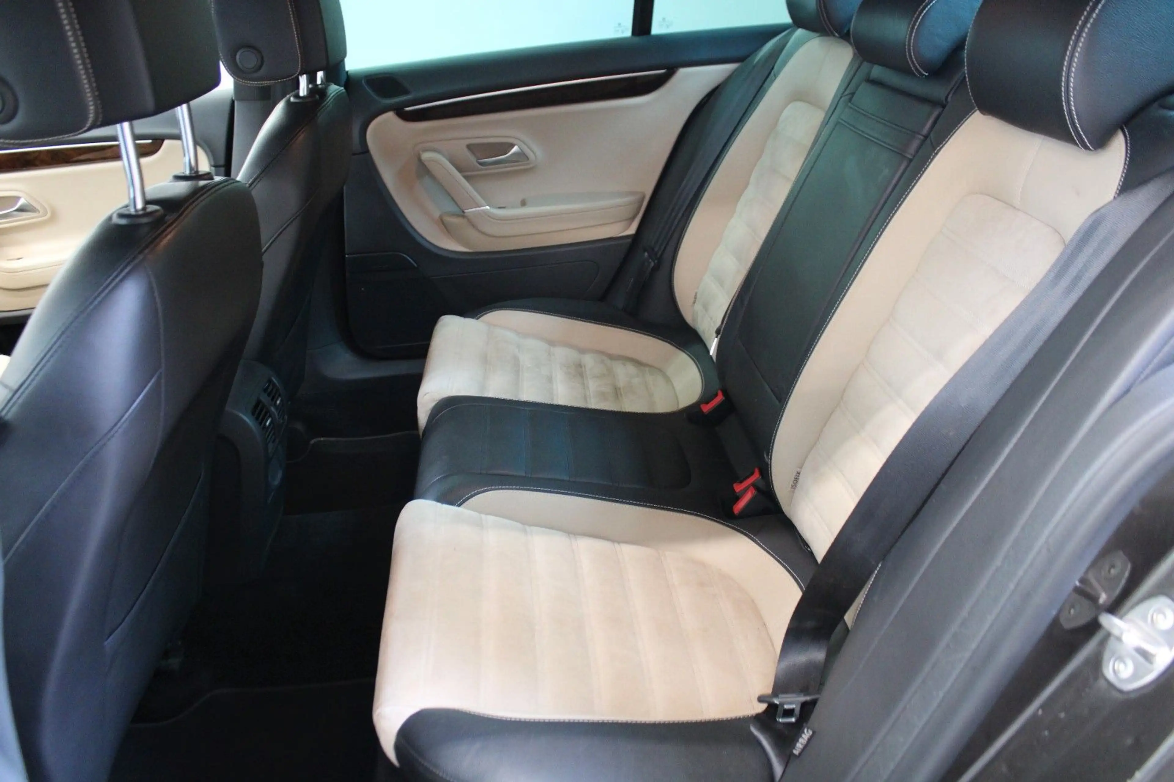 Volkswagen CC 2.0l TDI 4Motion Auto./R-LINE/NAVI/ACC/AHK/ — photo 13