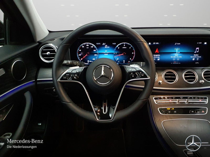 Mercedes-Benz E 400 d T 4M AVANTG+NIGHT+PANO+360+AHK+MULTIBEAM — photo 14