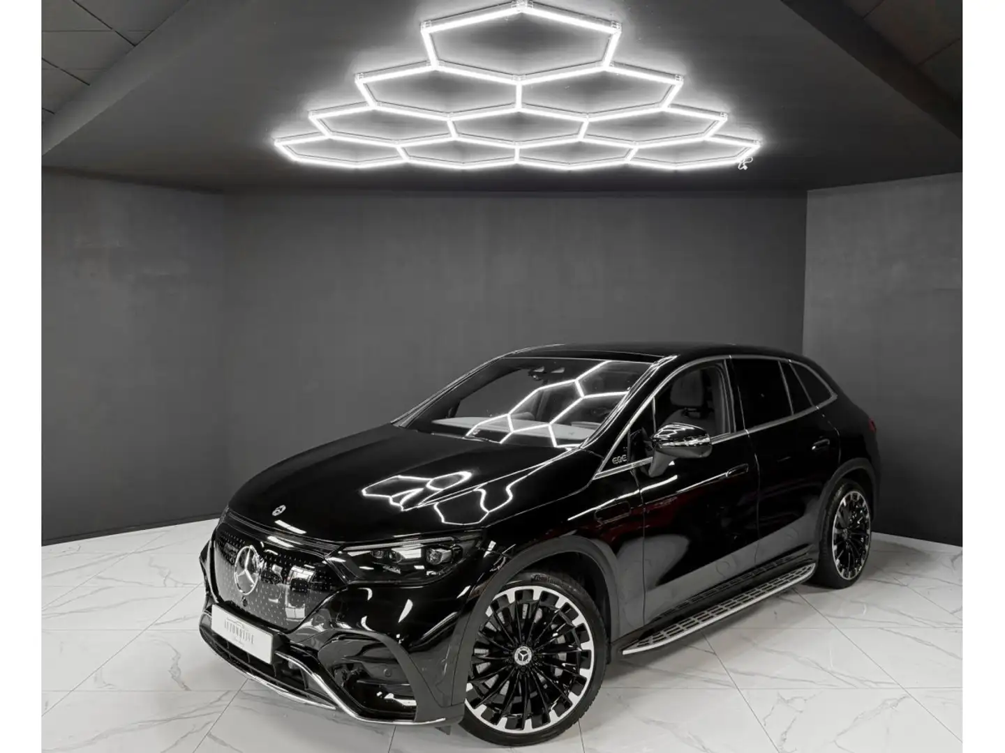 Mercedes-Benz EQE 350 SUV 4MATIC I AMG LINE I 1 HAND Negru - 1